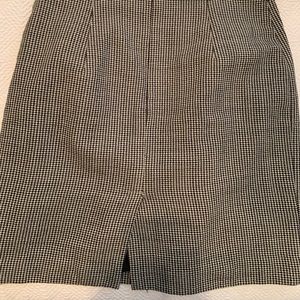 Vintage high waisted checkered skirt.